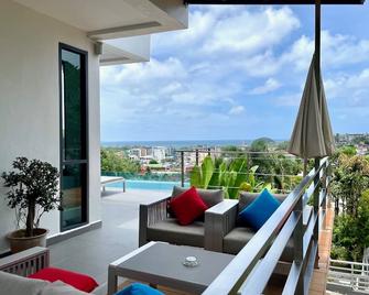 Baan Saint-Tropez Seaview Villas Kata Beach - Karon - Balcon