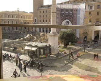 Leccesalento Bed And Breakfast - Lecce - Balcón