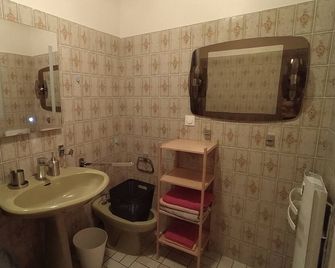 Gîte l' Odyssée - Espalion - Badkamer