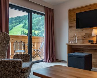 ستاد تفيلا شلادمينج بوتيك هوتل - شلادمينغ - غرفة معيشة