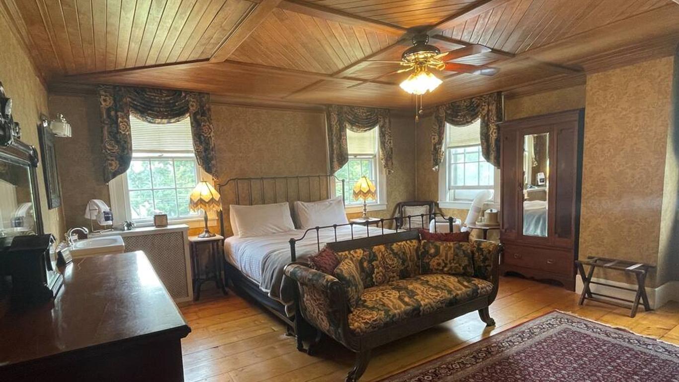Arlington Inn