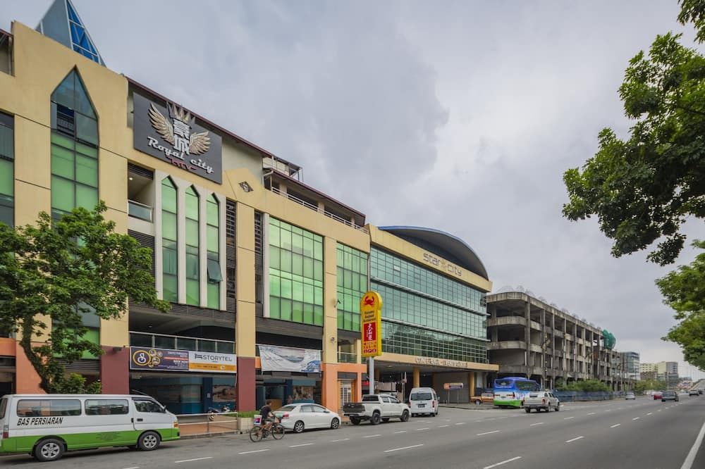 هوتل أو ستوريتيل