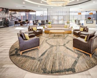 DoubleTree by Hilton Huntington - Huntington - Lobby