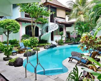 Villa Puri Royan Jimbaran - South Kuta - Pool