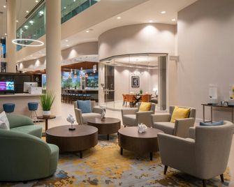 DoubleTree by Hilton Miami Doral - Doral - Lounge