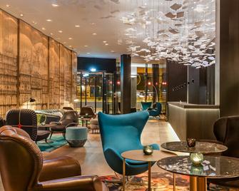 Motel One Frankfurt - Römer - Frankfurt am Main - Lounge