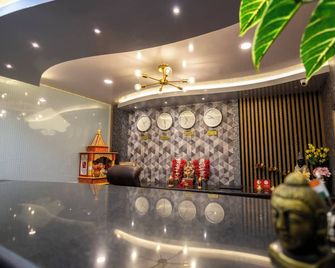 Indus Mount Royale - Darjeeling - Front desk