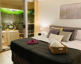 Signature Residences at Maui Banyan, Walk to Beach, Limited Offer - Kihei - Schlafzimmer