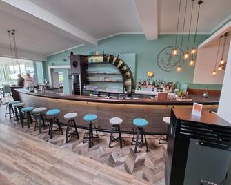 Hotel Restaurant Bootshaus - Achim - Бар