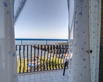 卡羅斯酒店 - 賈爾迪尼納克索斯 - 賈迪尼-納克索斯 - 陽台