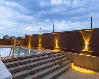 Choice Studio Ⅰ near the Airport - Embakasi - Pool