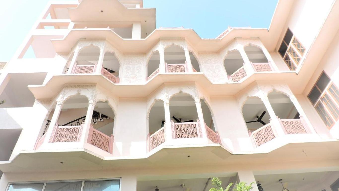 Hotel Karni Niwas