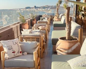 Eter Hotel - Golem - Balcón