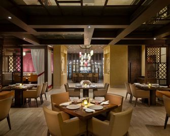 فندق بيتش روتانا - أبو ظبي - مطعم