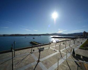 Paseo Butrón by Basquelidays - Hondarribia - Balkon