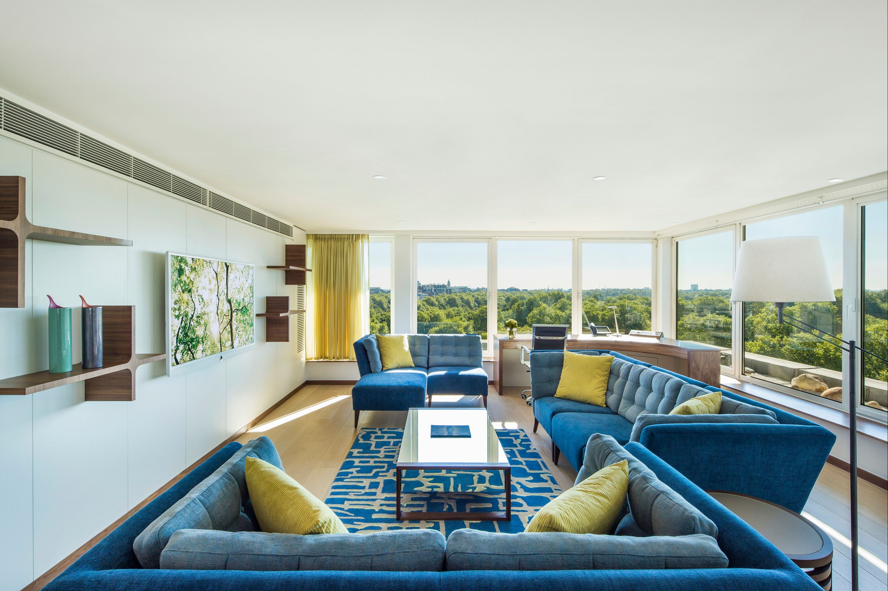 كومو ميتروبوليتان لندن