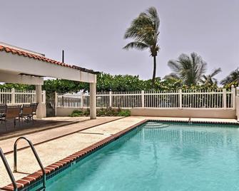 Tropical Caribbean Bungalow with Ocean Views and Pool - Manatí - Piscina