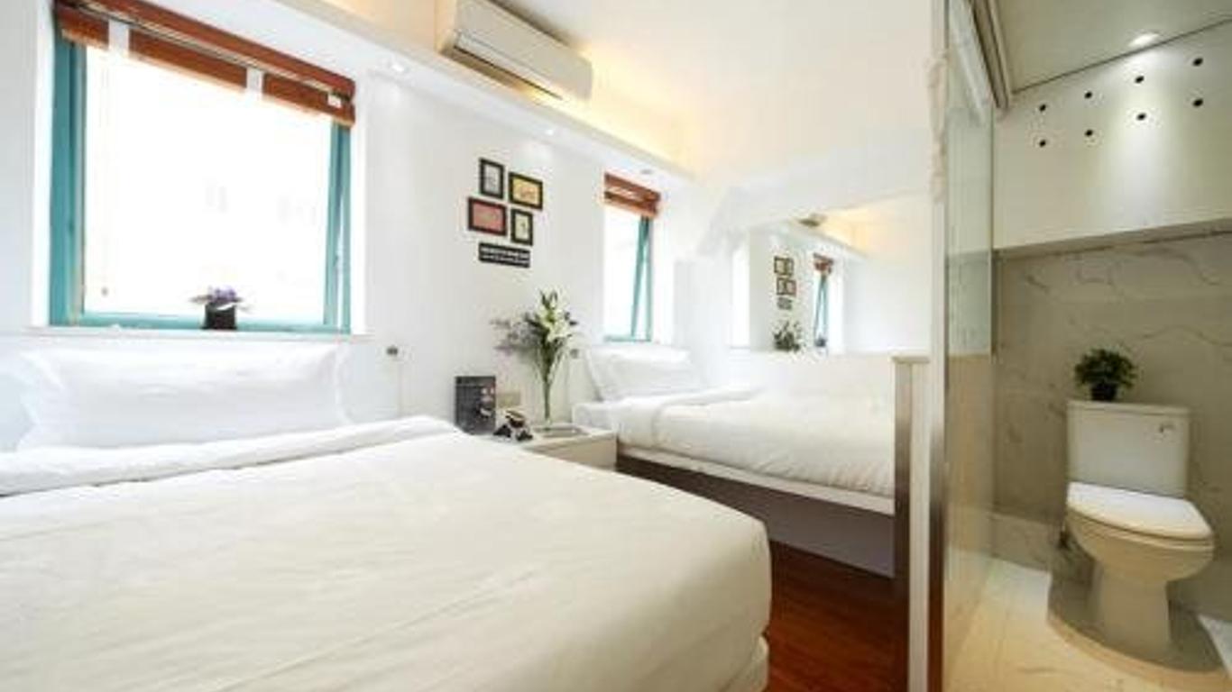 Global Holiday Home