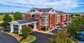Holiday Inn Express Hotel & Suites Memphis Southwind, An IHG Hotel - Memphis - Gebouw