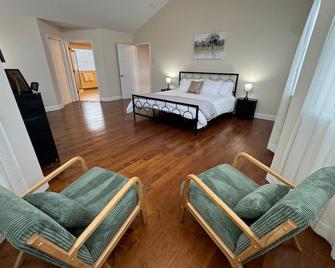 Knight's landing- Large home, long distance views, under 10 miles to ASV - Laurens - Habitación