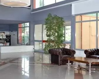 Hotel di Pisa - San Giuliano Terme - Salónek