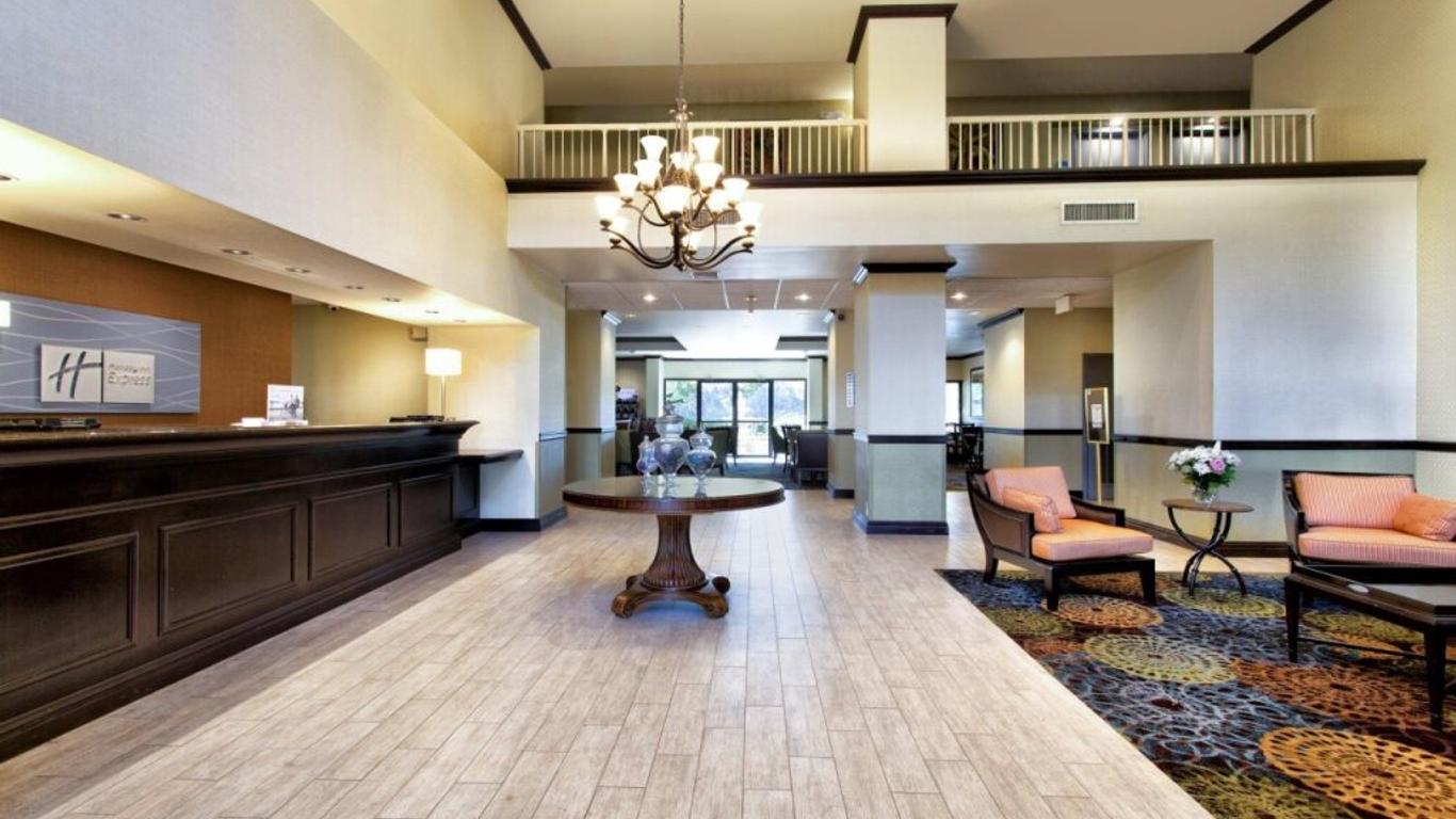 Holiday Inn Express Tampa-Brandon By IHG