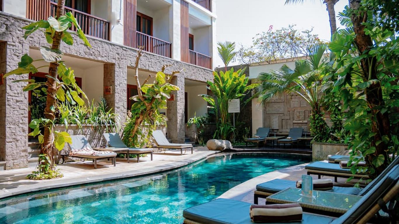 Akana Boutique Hotel