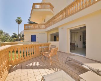 Apartamentos Azul Playa - Cala d'Or - Balcon