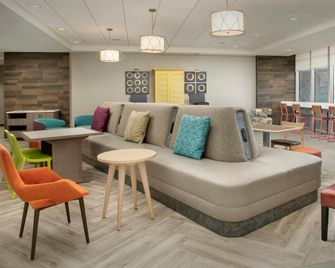 Home2 Suites by Hilton Fort Myers Airport - Fort Myers - Lounge
