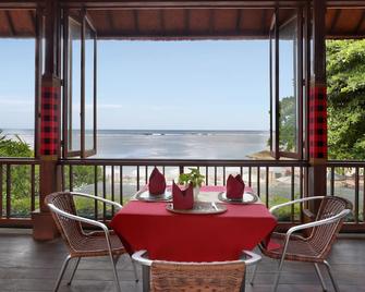 Respati Beach Hotel - Denpasar - Balcón