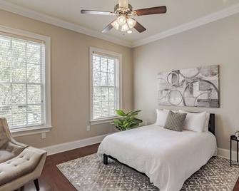 Beautiful Townhouse at De Tonti Square - Mobile