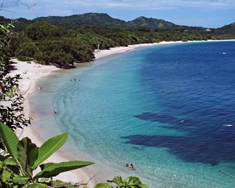 Peaceful Hidden Gem- Newly furnished 2 bed, 2 bath, Beautiful Pool- Coco Beach! - Playa Matapalo - Playa