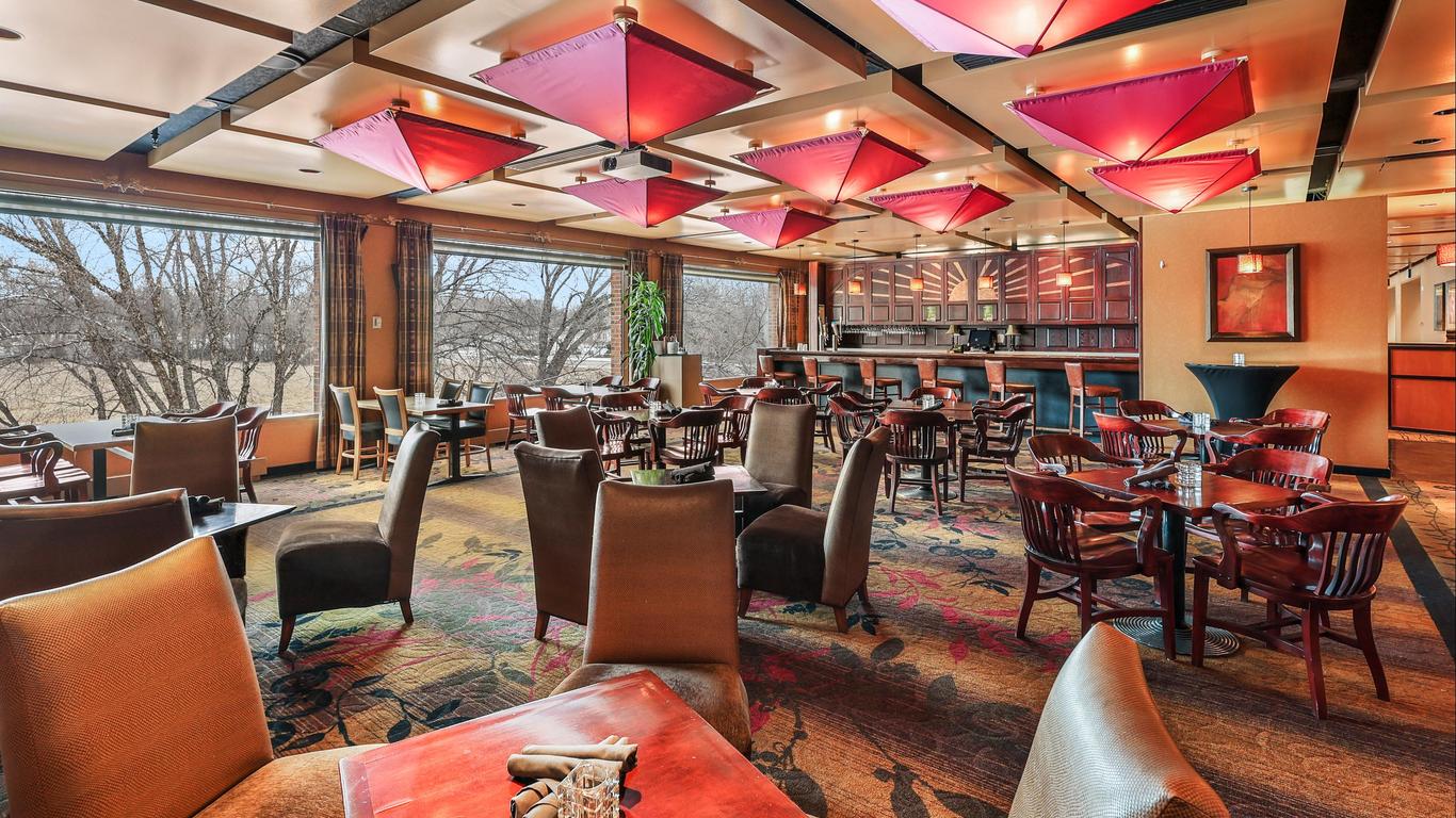 Crowne Plaza Minneapolis West By IHG
