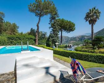 Villa Sam - Piano di Sorrento - Pool