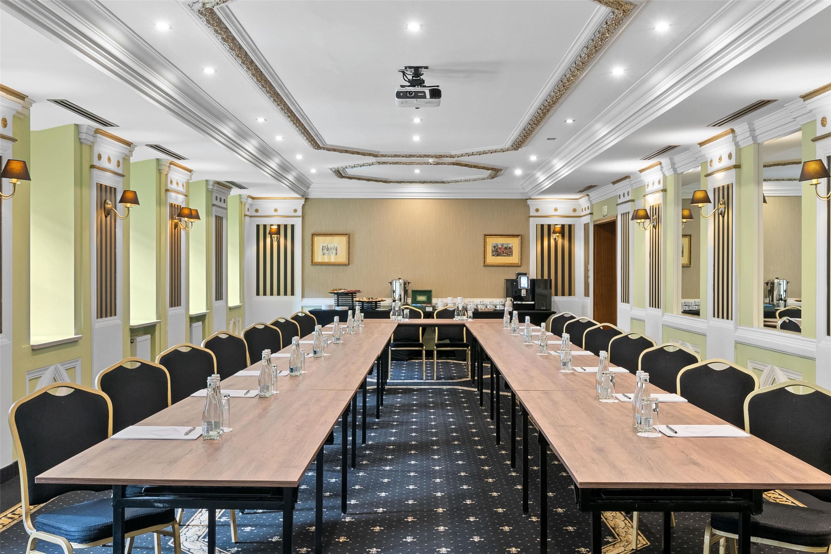 Hotel Diament Arsenal Palace Katowice - Chorzów thumbnail 3