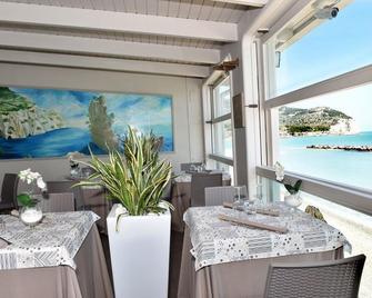 B&B Dalla Nonna - Mattinata - Restaurant