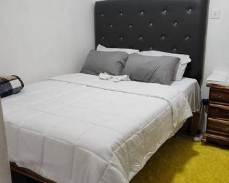 Harmony Vybz Apartment - Passage Fort - Schlafzimmer