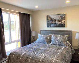 Motel 400 - Innisfil - Schlafzimmer