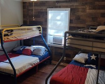 Tawakoni, lake front House /jacuzzi/fire pit. - Wills Point - Habitación