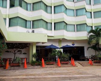 Hotel Plaza Cozumel - Cozumel - Edificio