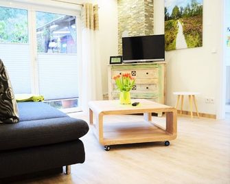 House with terrace & garden - Simmerath - Living room