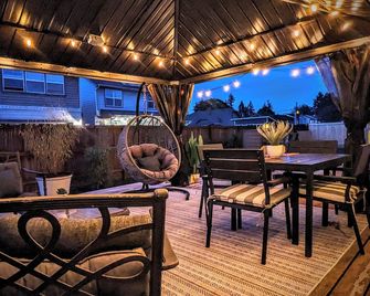 Private Guest Room Marysville Downtown - Marysville - Патіо