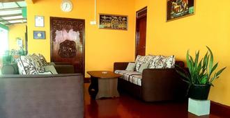 Palitha Home Stay - Sigiriya - Wohnzimmer