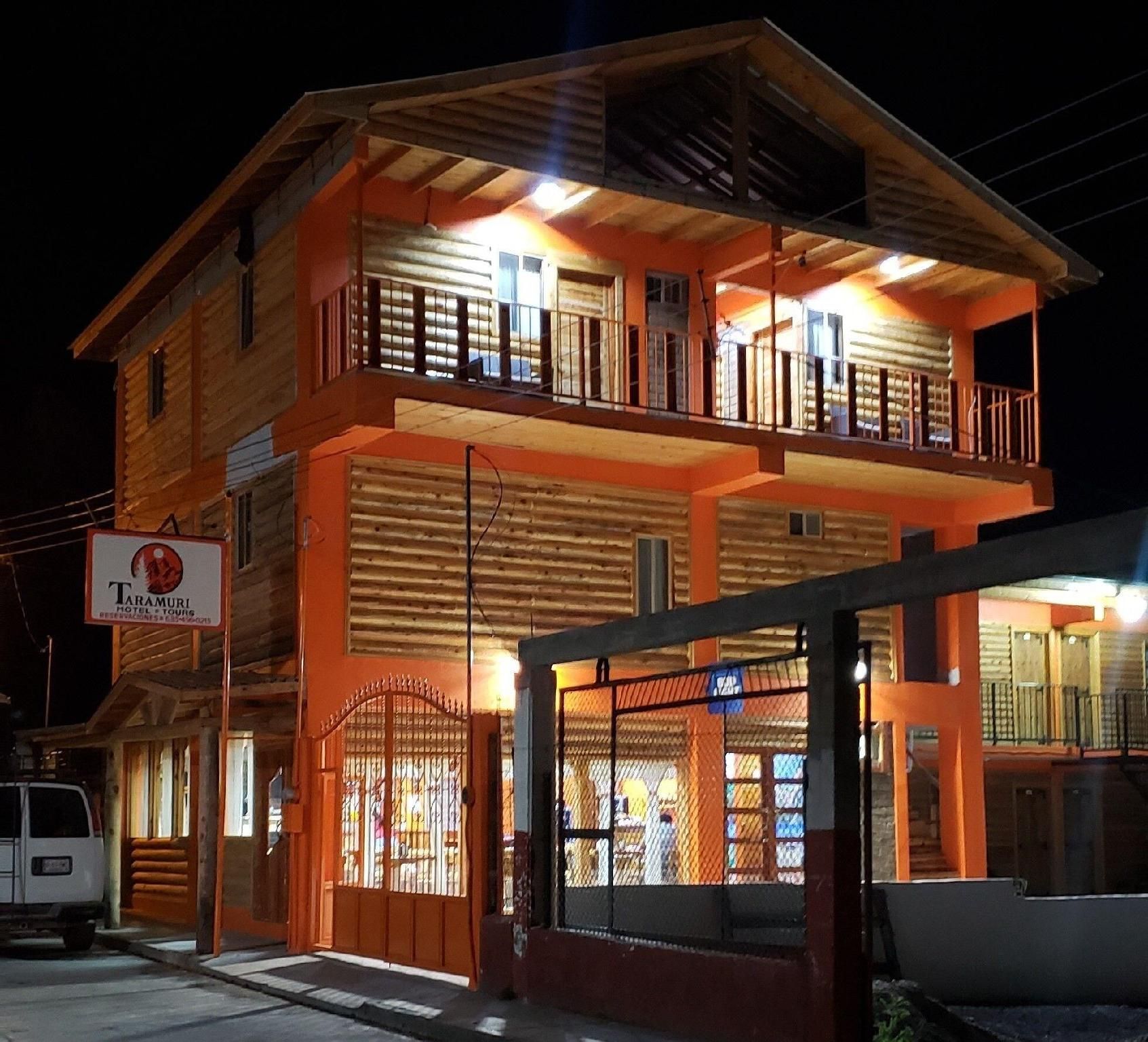 Hotel Taramuri - Creel - Gebäude