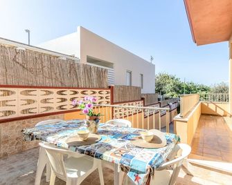 Lovely home in Santa maria del focall - Santa Maria del Focallo - Balcony
