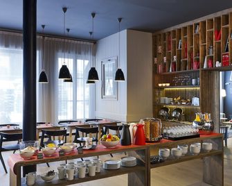 Hotel Le Faucigny - Chamonix - Buffet