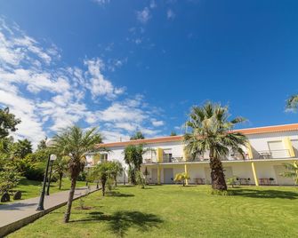 Hotel Teresinha - Praia da Vitoria