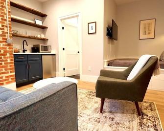 The Prince Suite at Prince Street Inn - אלכסנדריה - סלון