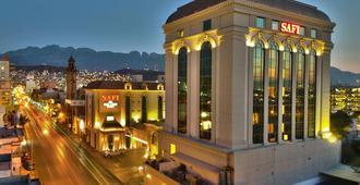 Safi Royal Luxury Centro - Monterrey - Toà nhà