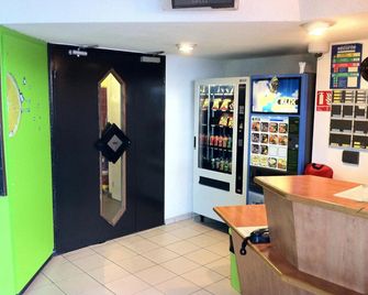 Lemon Hotel - Tourcoing - Tourcoing